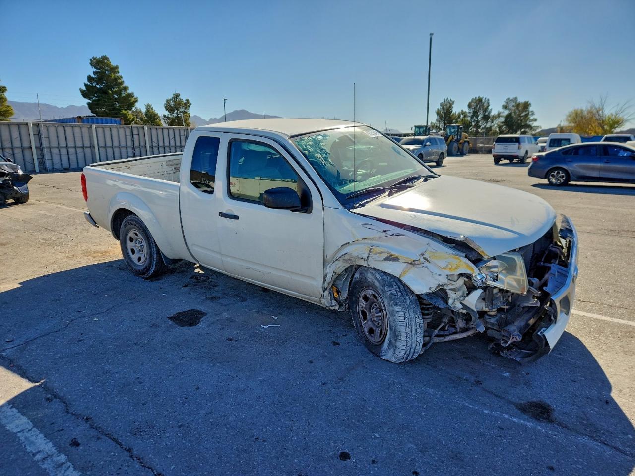 2015 NISSAN Frontier