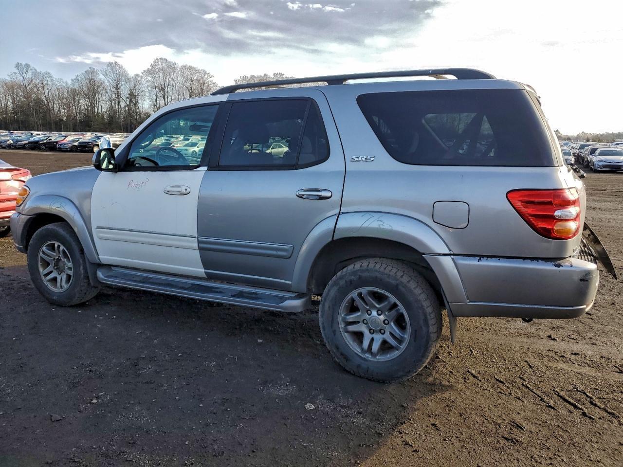 2003 TOYOTA Sequoia