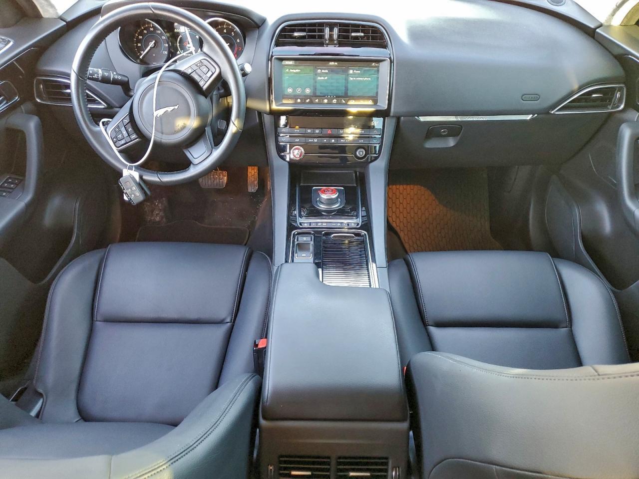 2020 JAGUAR F-Pace