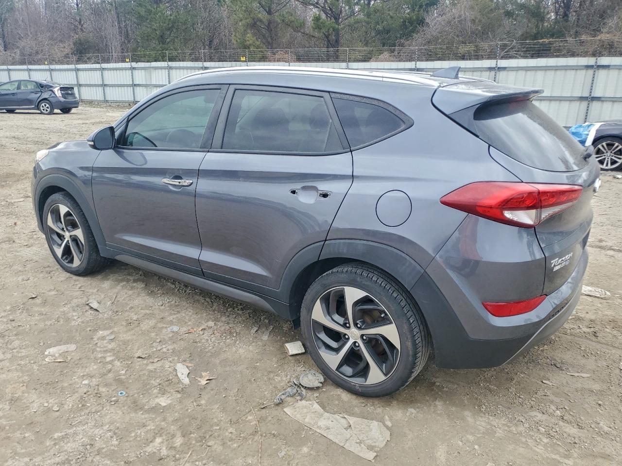 2016 HYUNDAI TUCSON