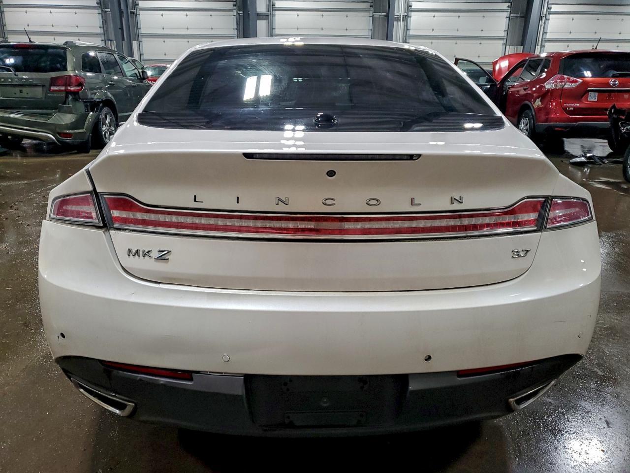 2016 LINCOLN MKZ