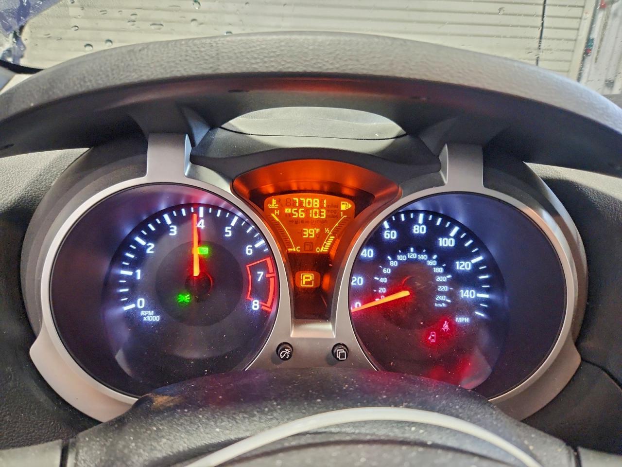 2015 NISSAN Juke