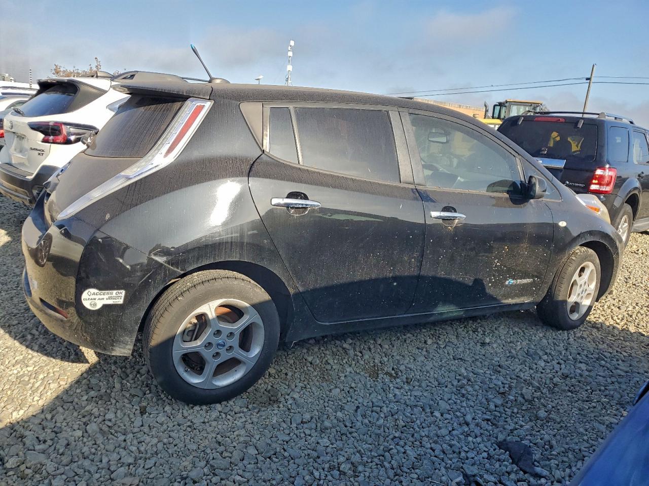 2012 NISSAN LEAF