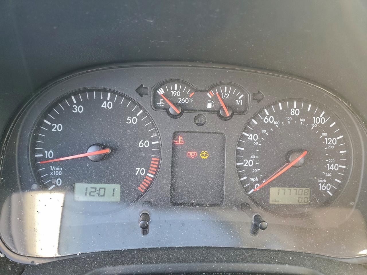 2002 VOLKSWAGEN JETTA