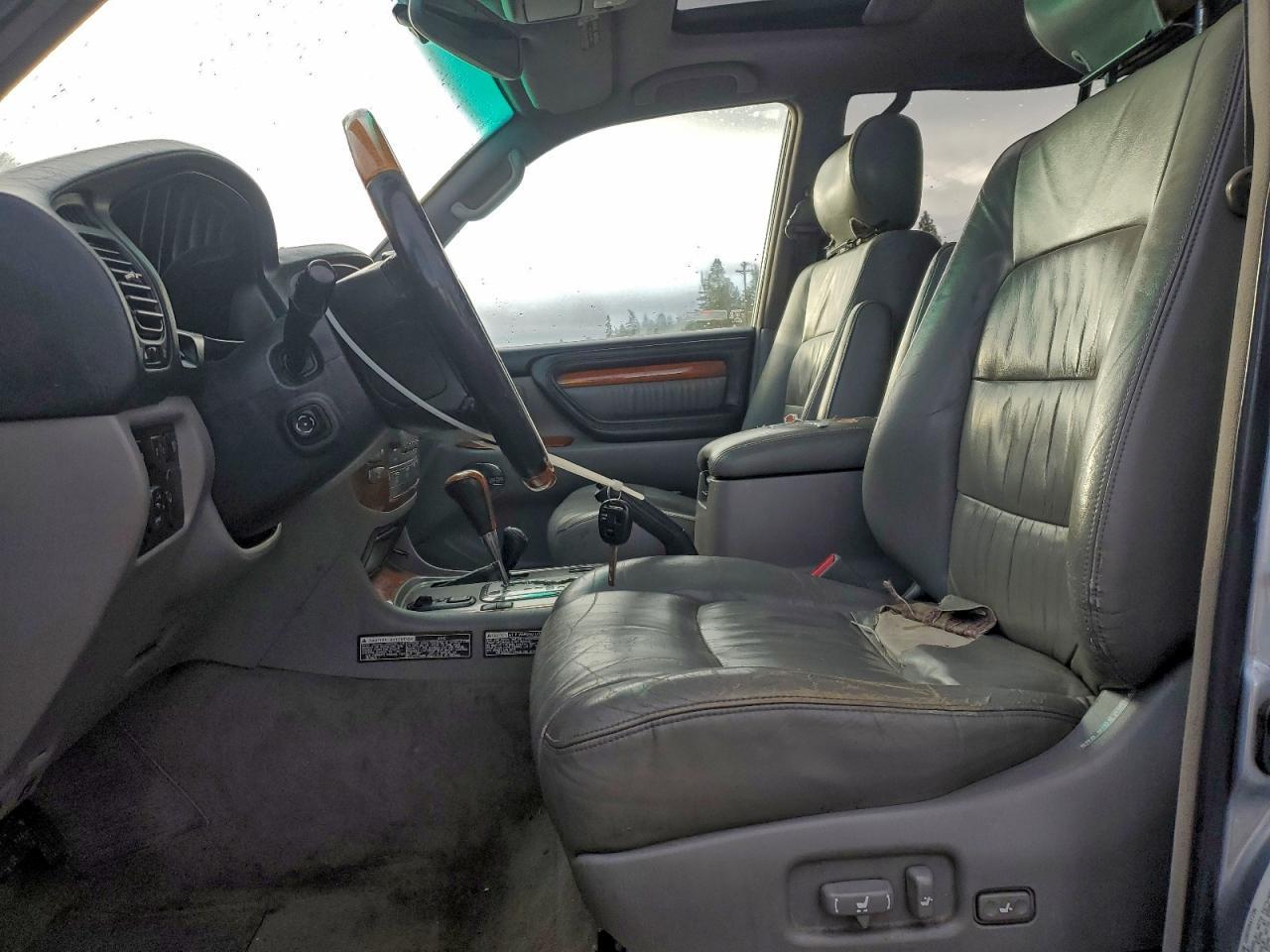 2005 LEXUS Lx 470