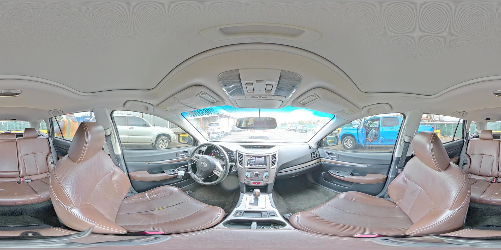 2013 SUBARU Outback