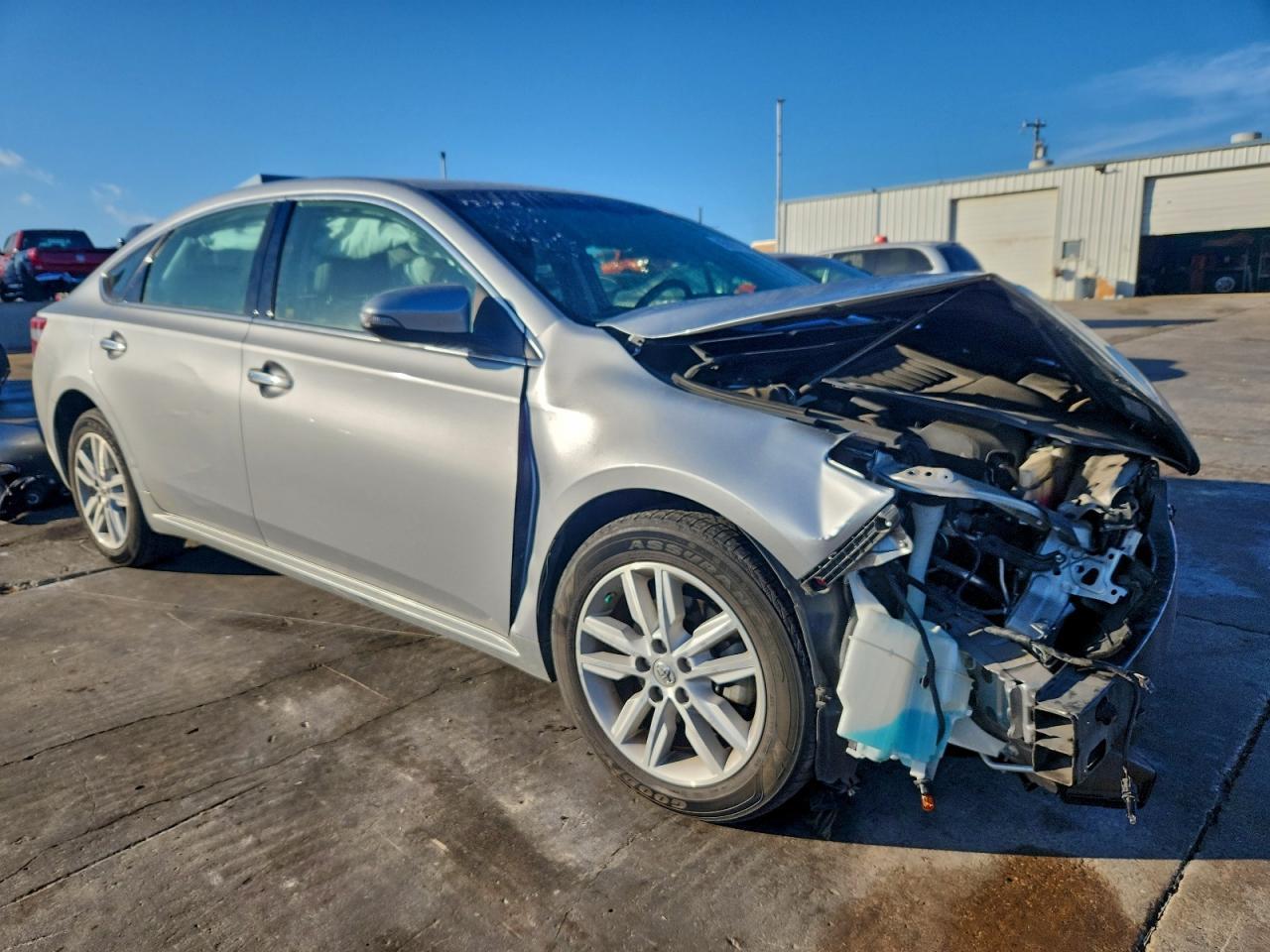 2015 TOYOTA Avalon
