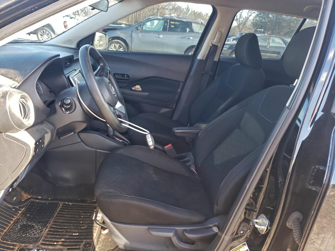 2022 NISSAN KICKS