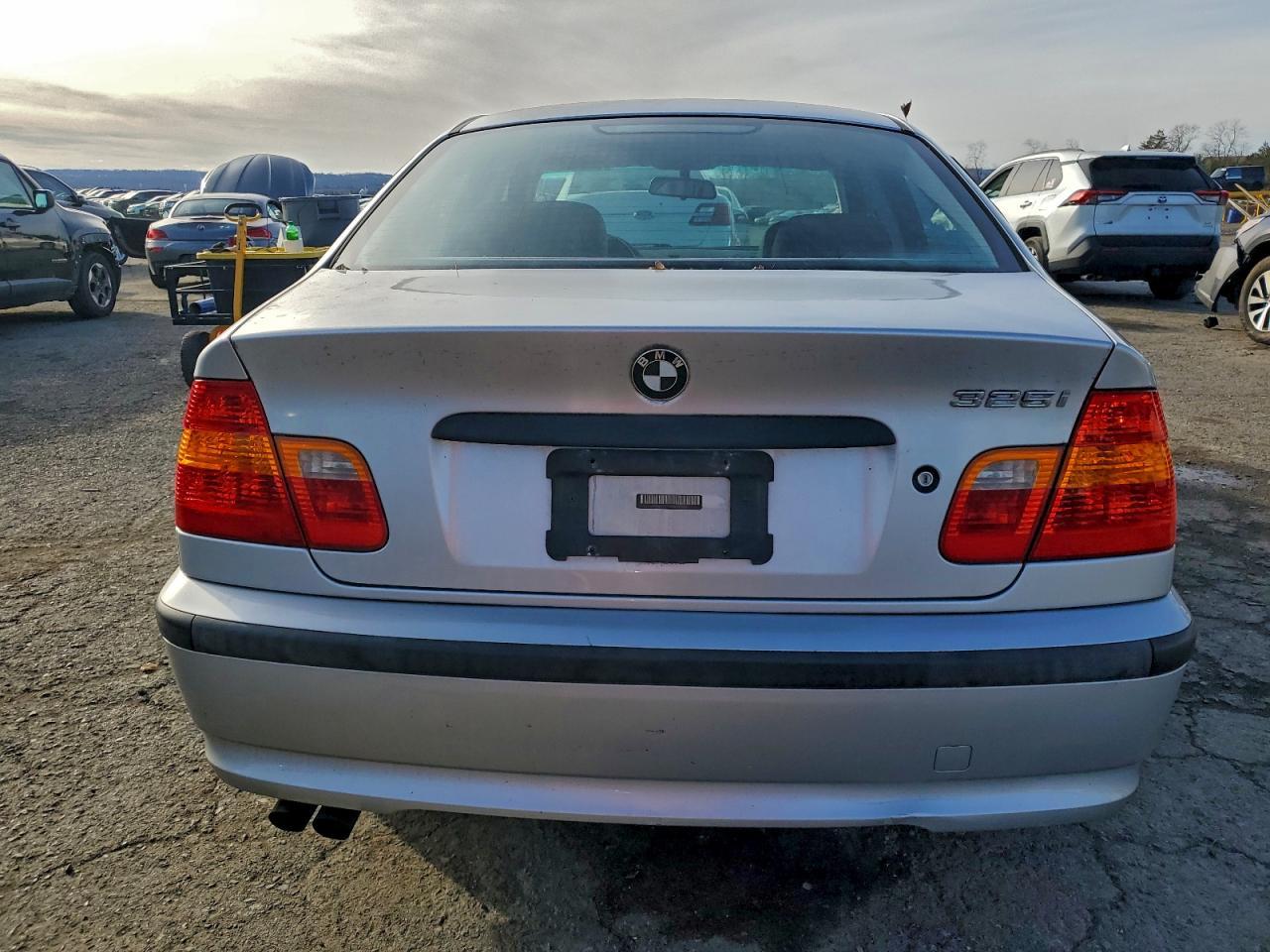 2002 BMW 3 SERIES