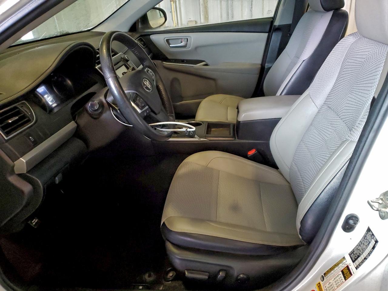 2017 TOYOTA CAMRY
