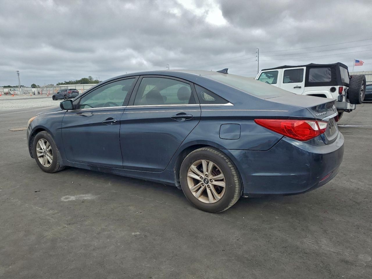 2013 HYUNDAI SONATA