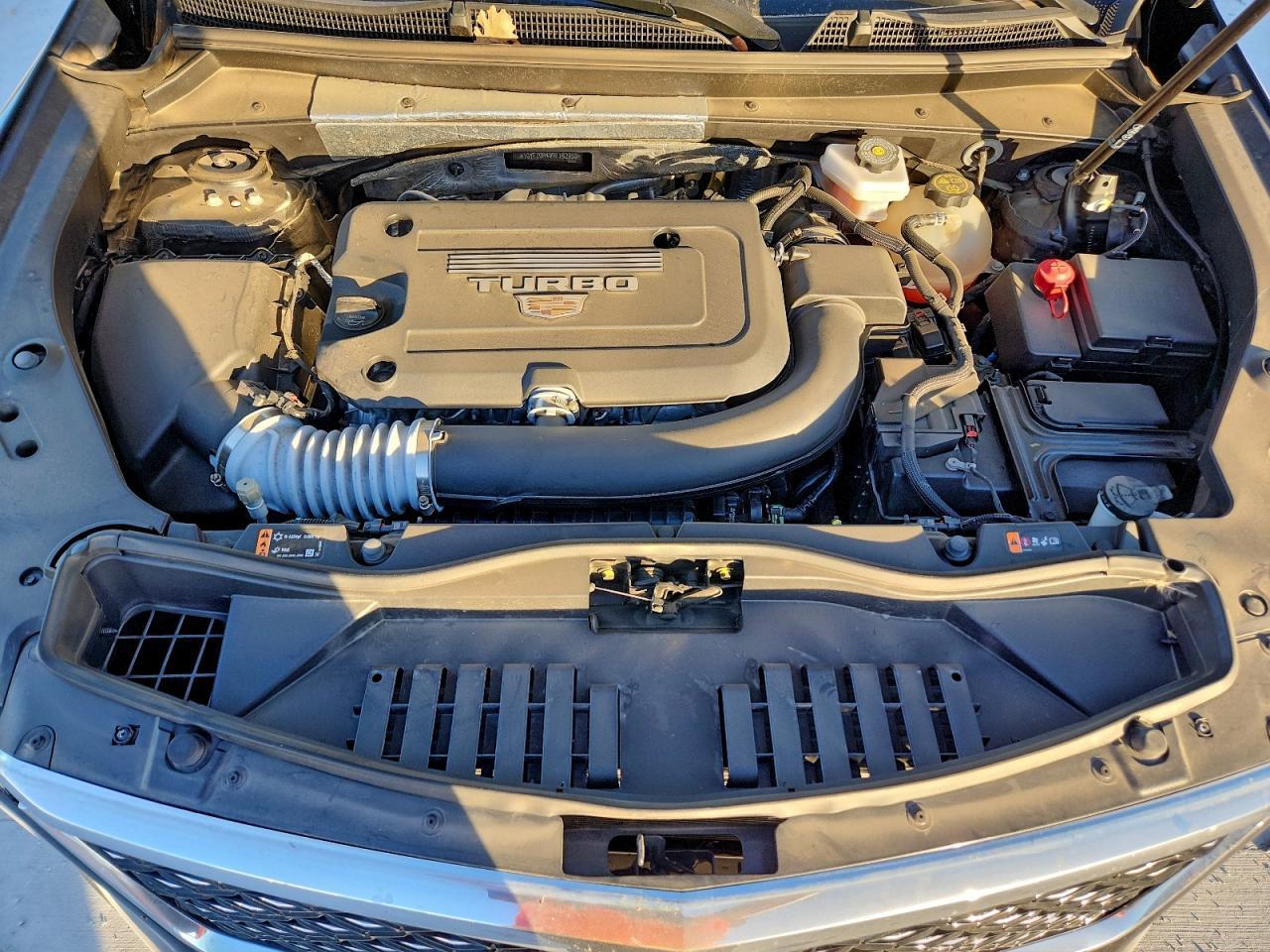 2024 CADILLAC XT4