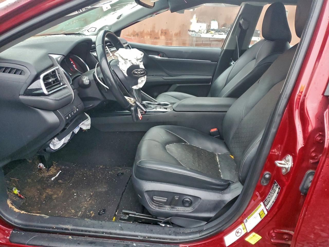 2018 TOYOTA CAMRY