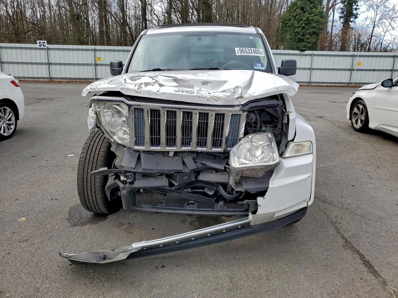 2012 JEEP Liberty