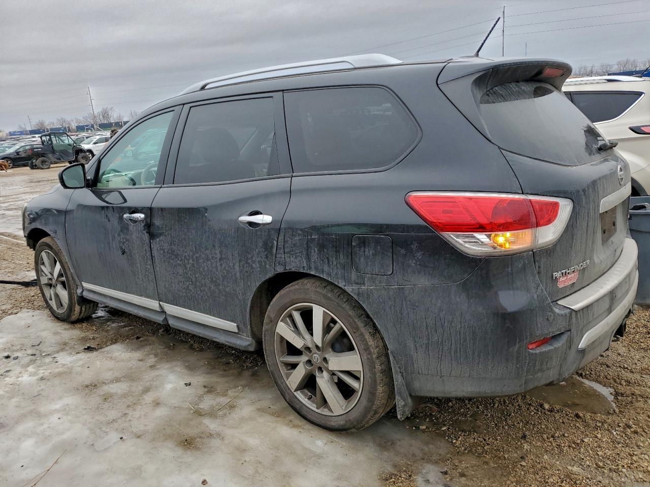 2015 NISSAN PATHFINDER