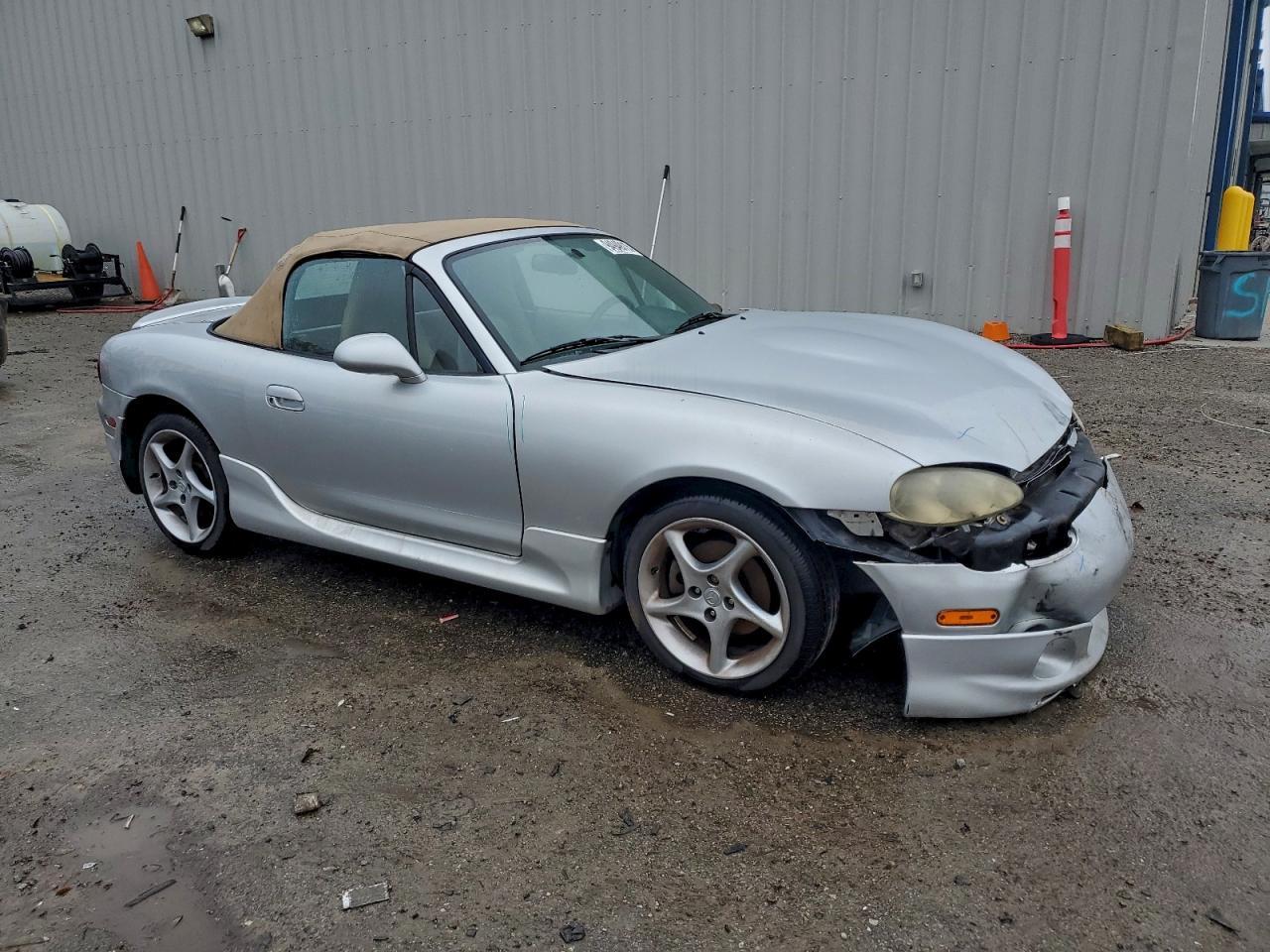2001 MAZDA MX-5 Miata