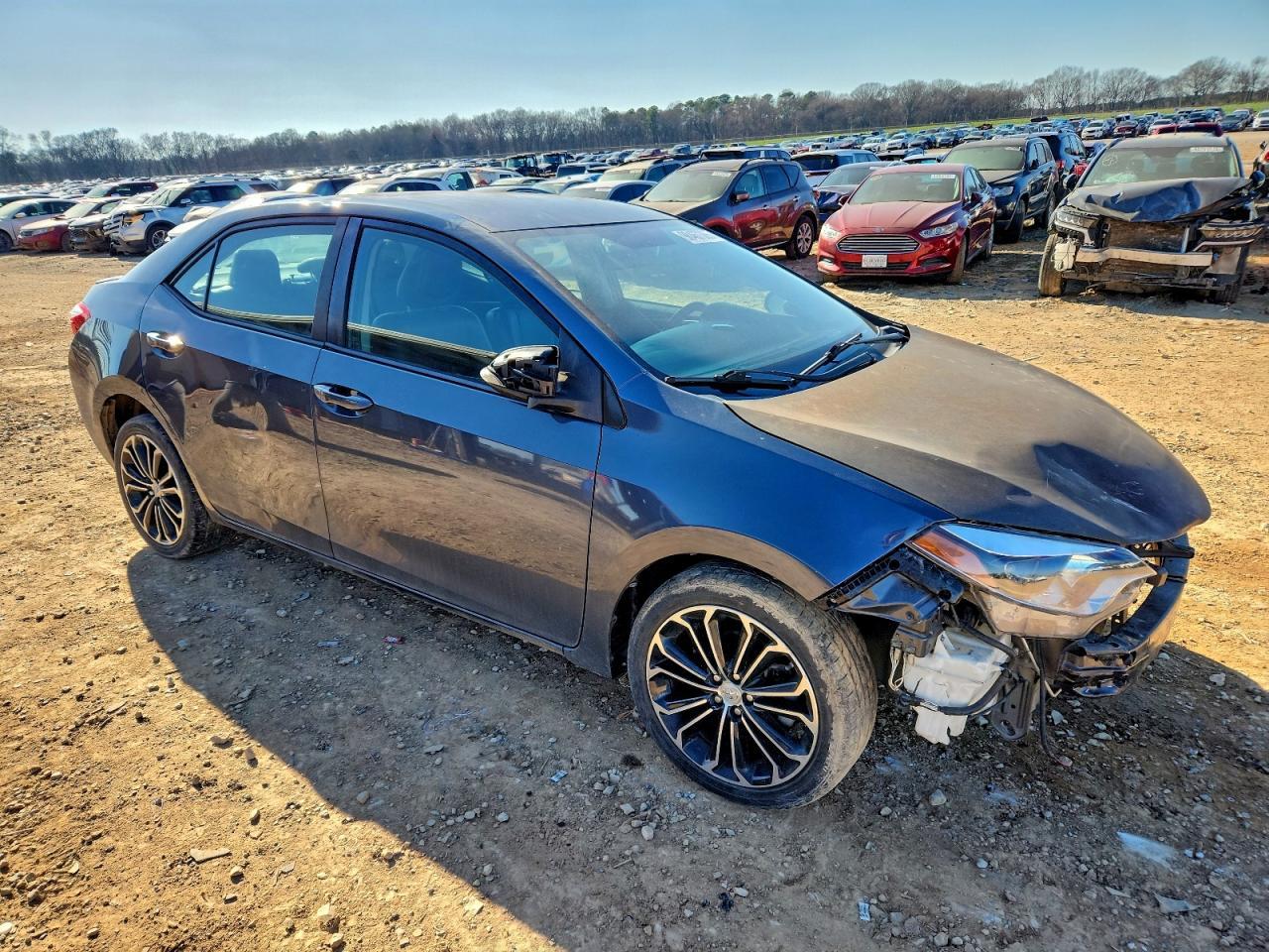 2015 TOYOTA COROLLA