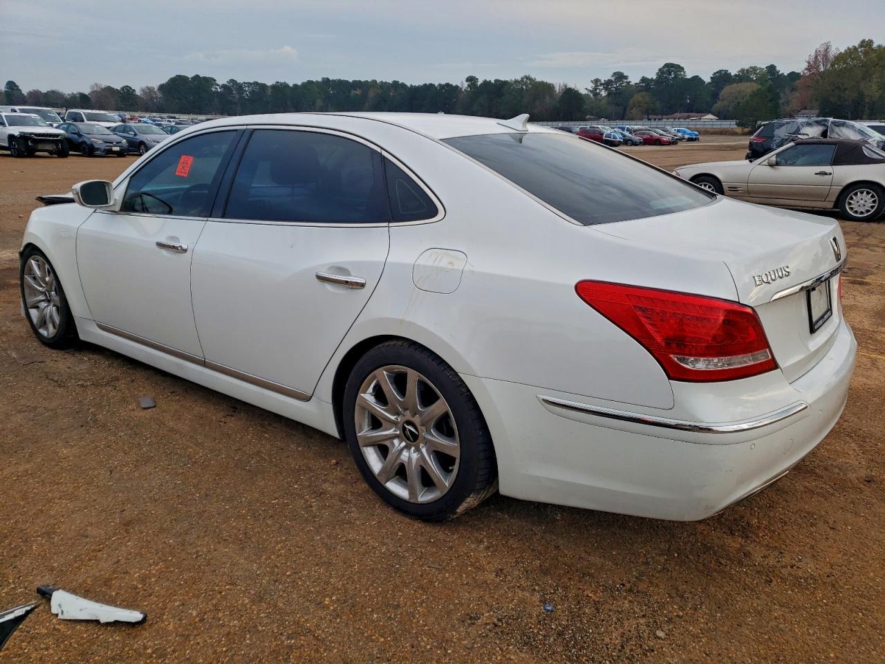 2013 HYUNDAI Equus