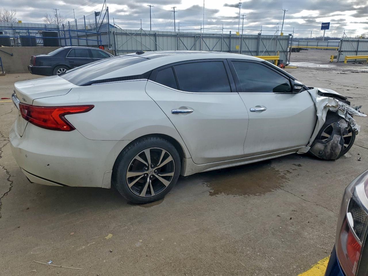 2018 NISSAN Maxima