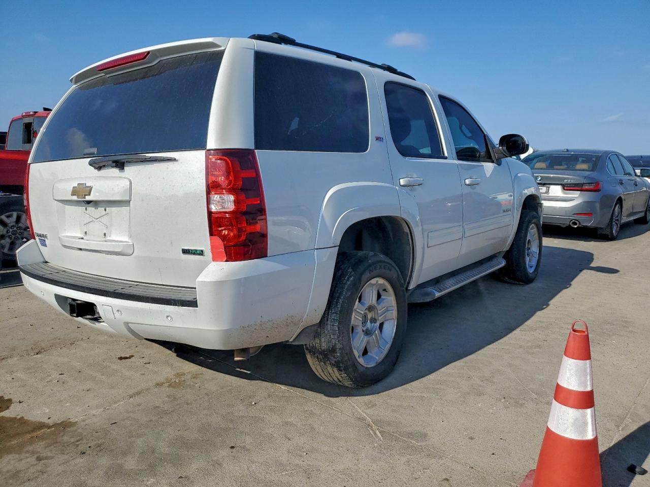 2011 CHEVROLET Tahoe