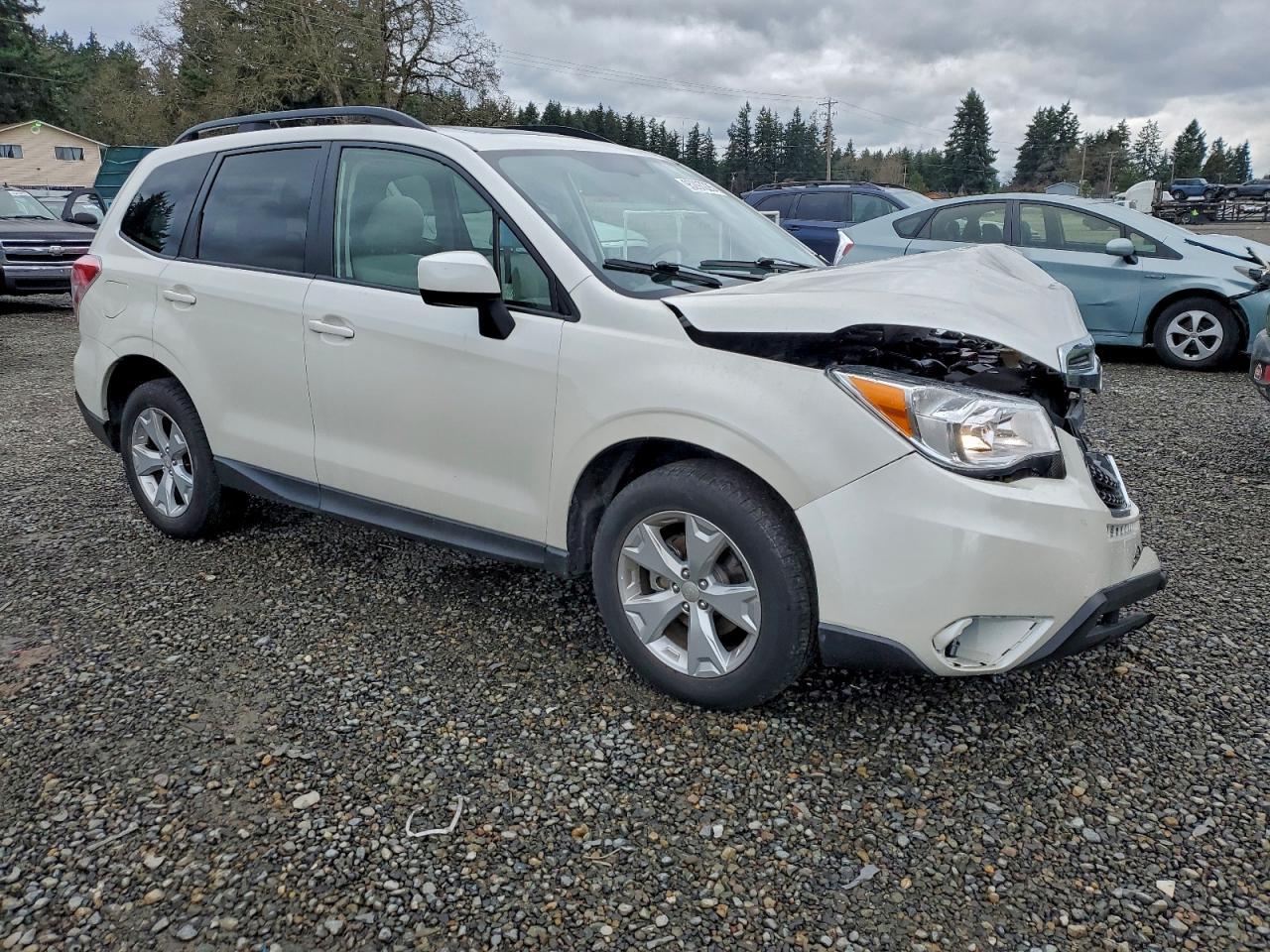 2015 SUBARU FORESTER