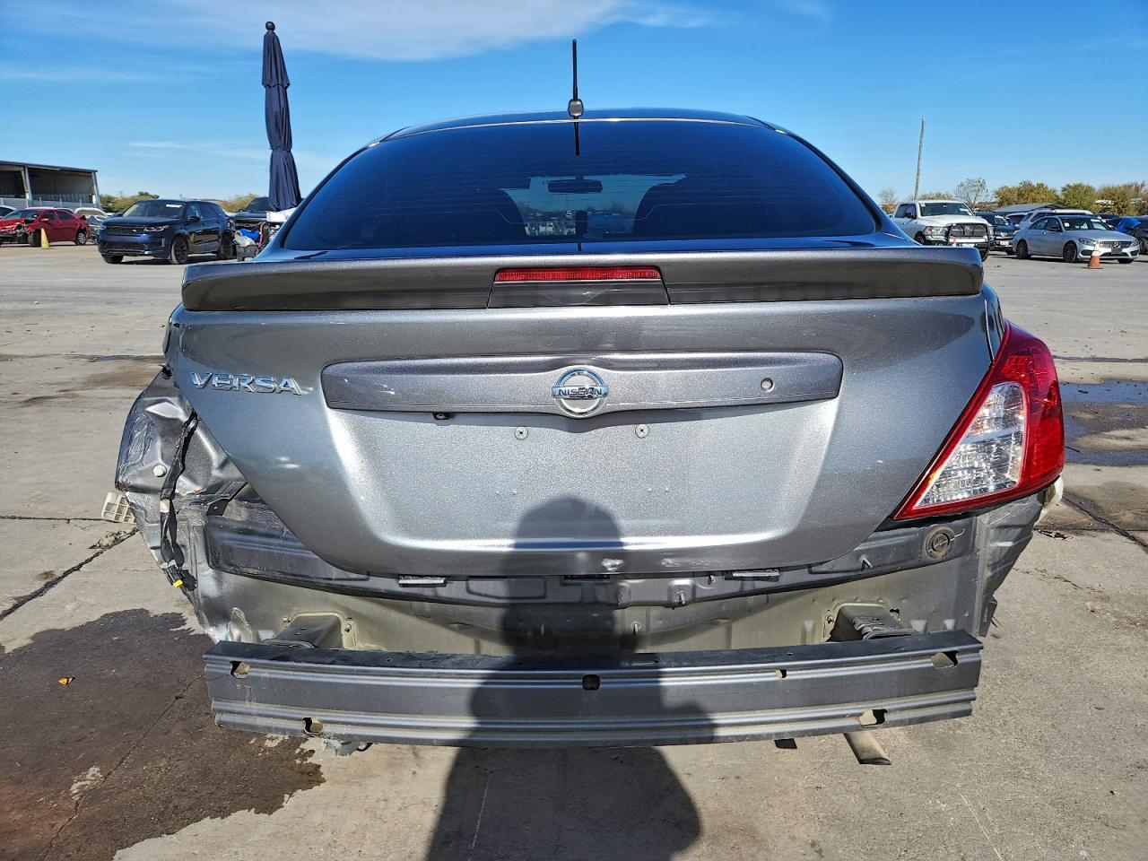 2019 NISSAN VERSA