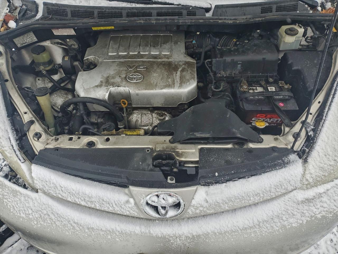 2008 TOYOTA SIENNA