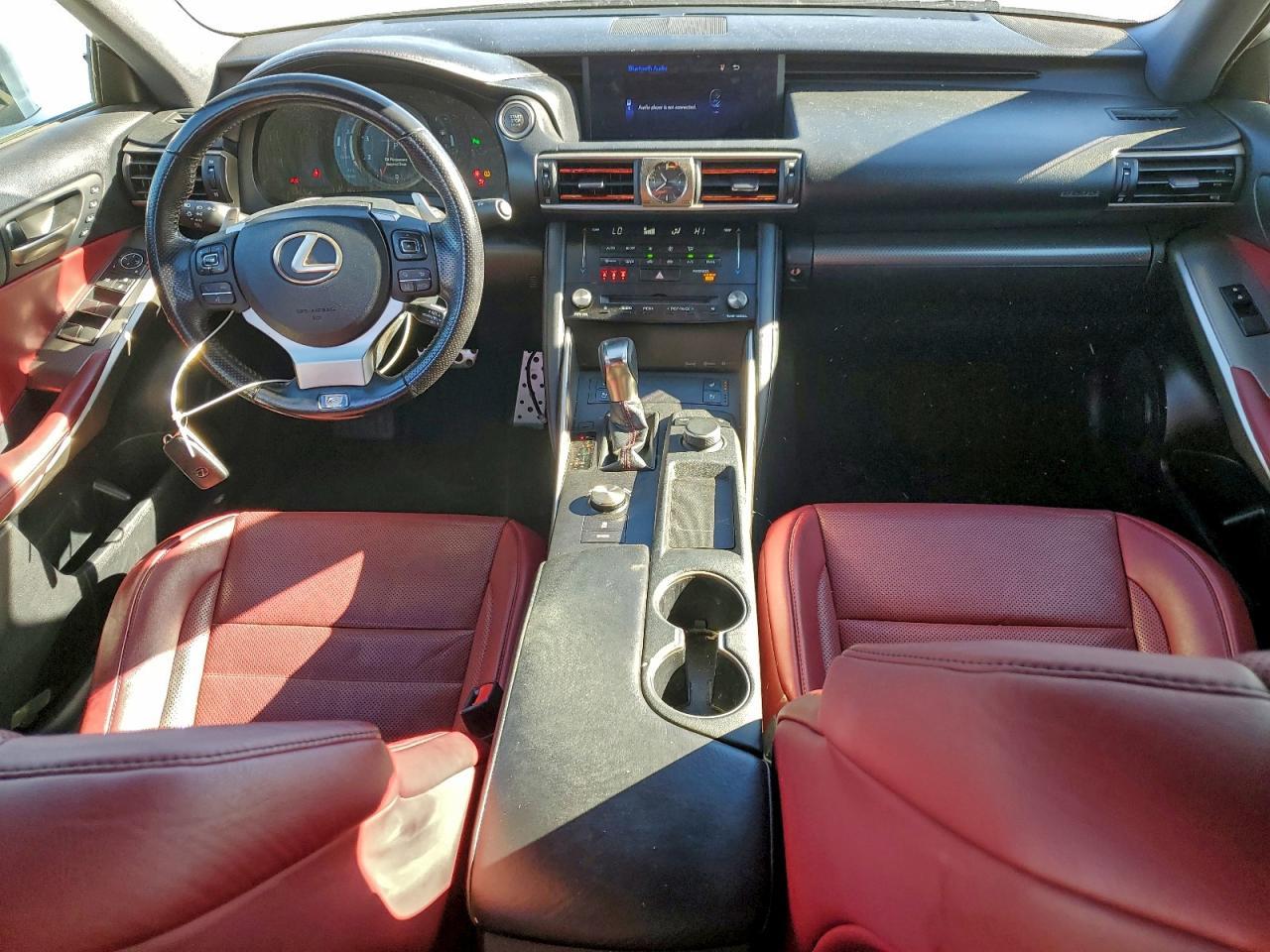 2018 LEXUS IS 300