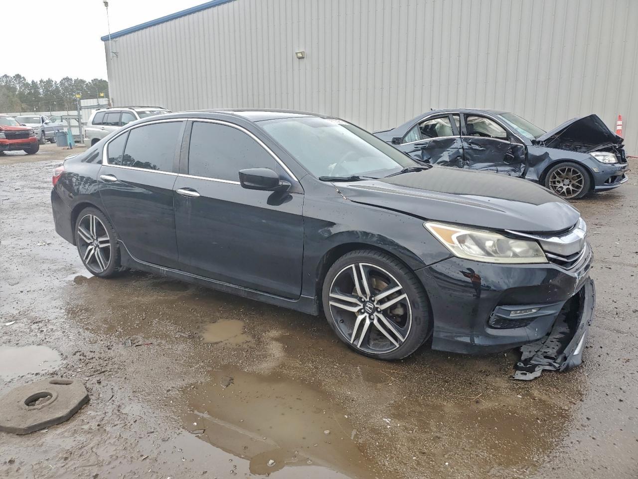 2017 HONDA ACCORD