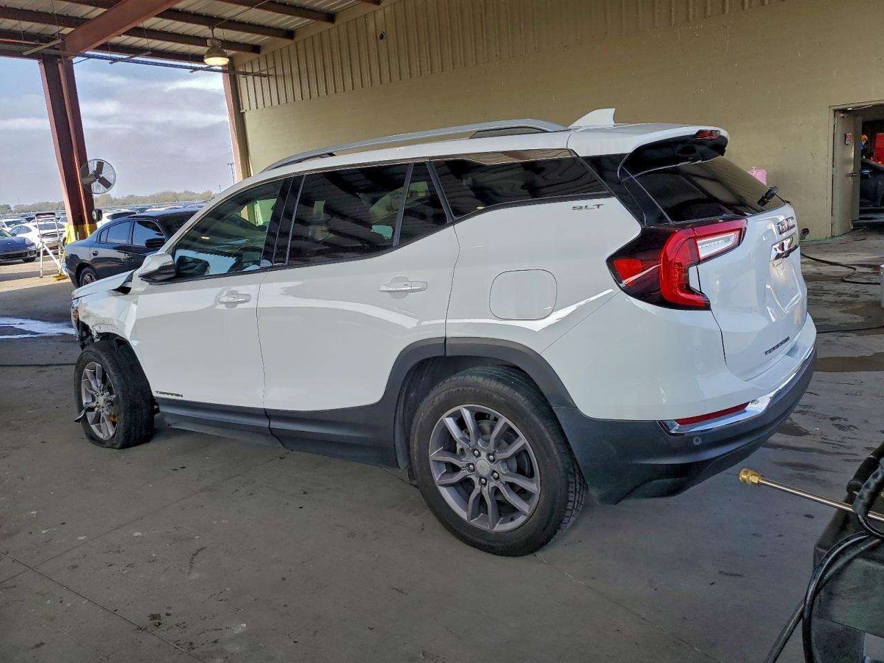 2023 GMC Terrain
