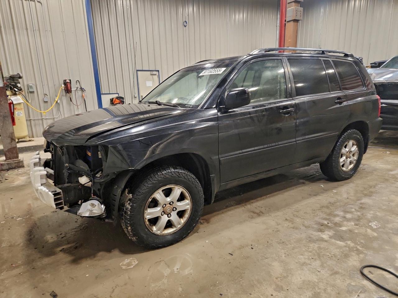 2003 TOYOTA HIGHLANDER