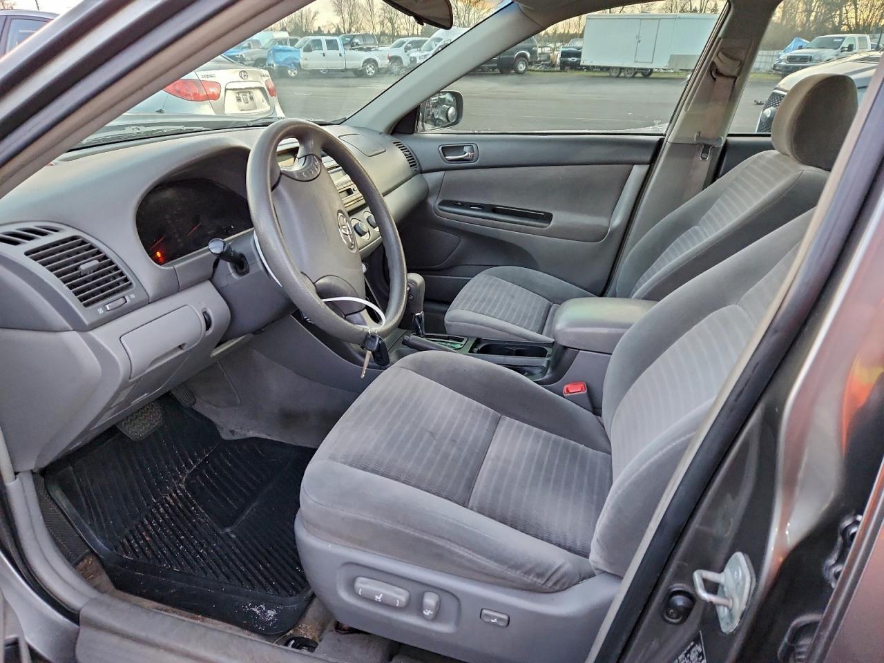 2005 TOYOTA CAMRY