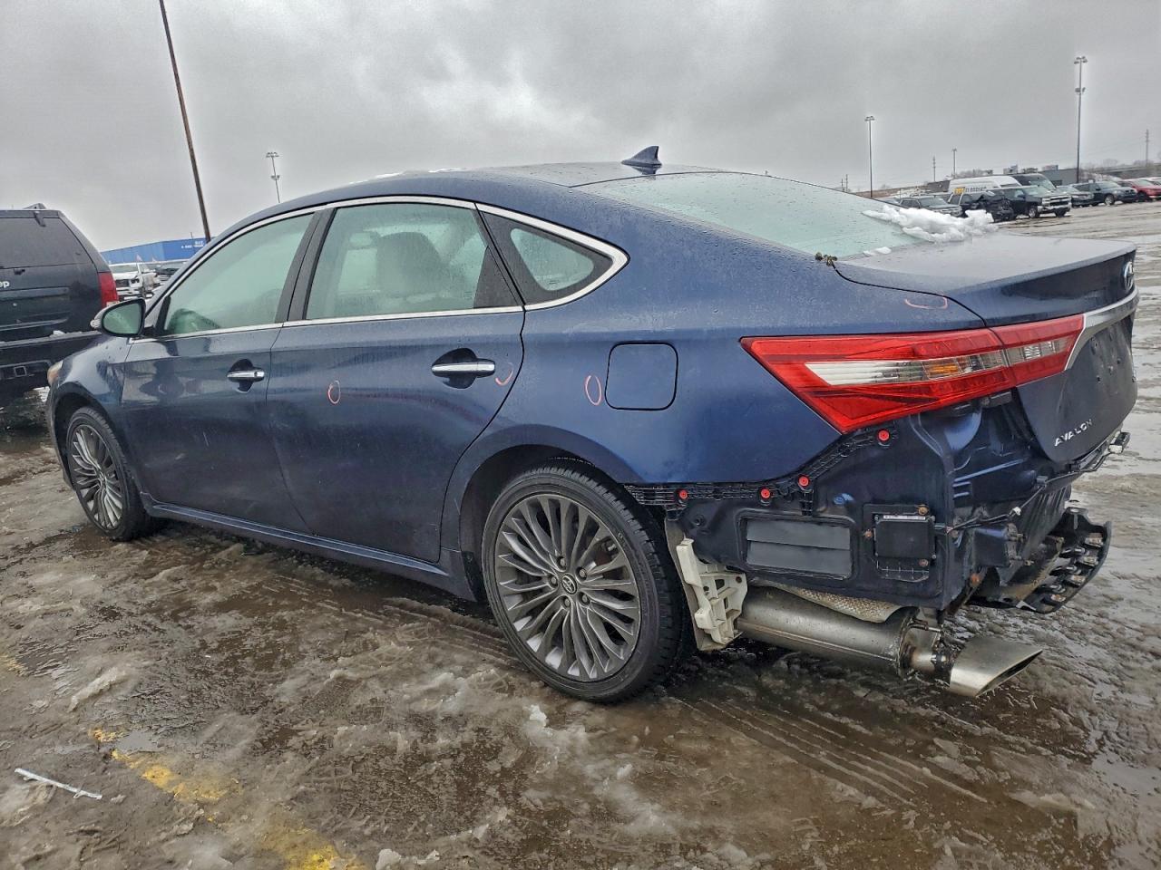 2016 TOYOTA Avalon
