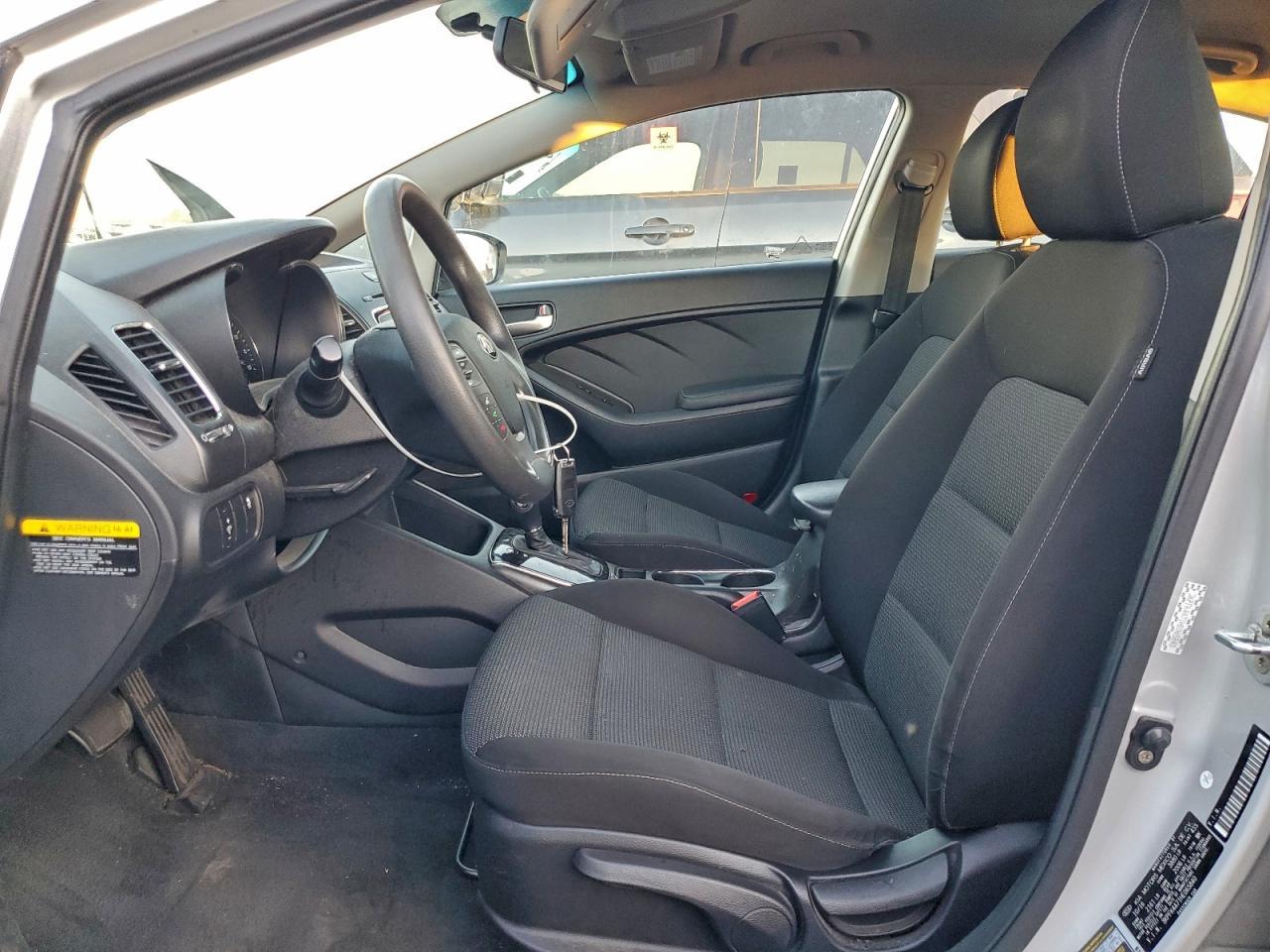 2017 KIA FORTE