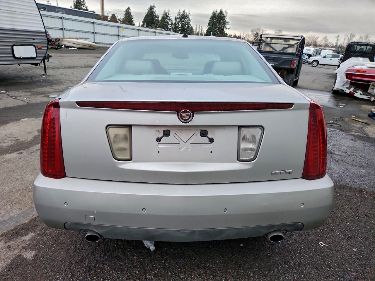 2005 CADILLAC STS