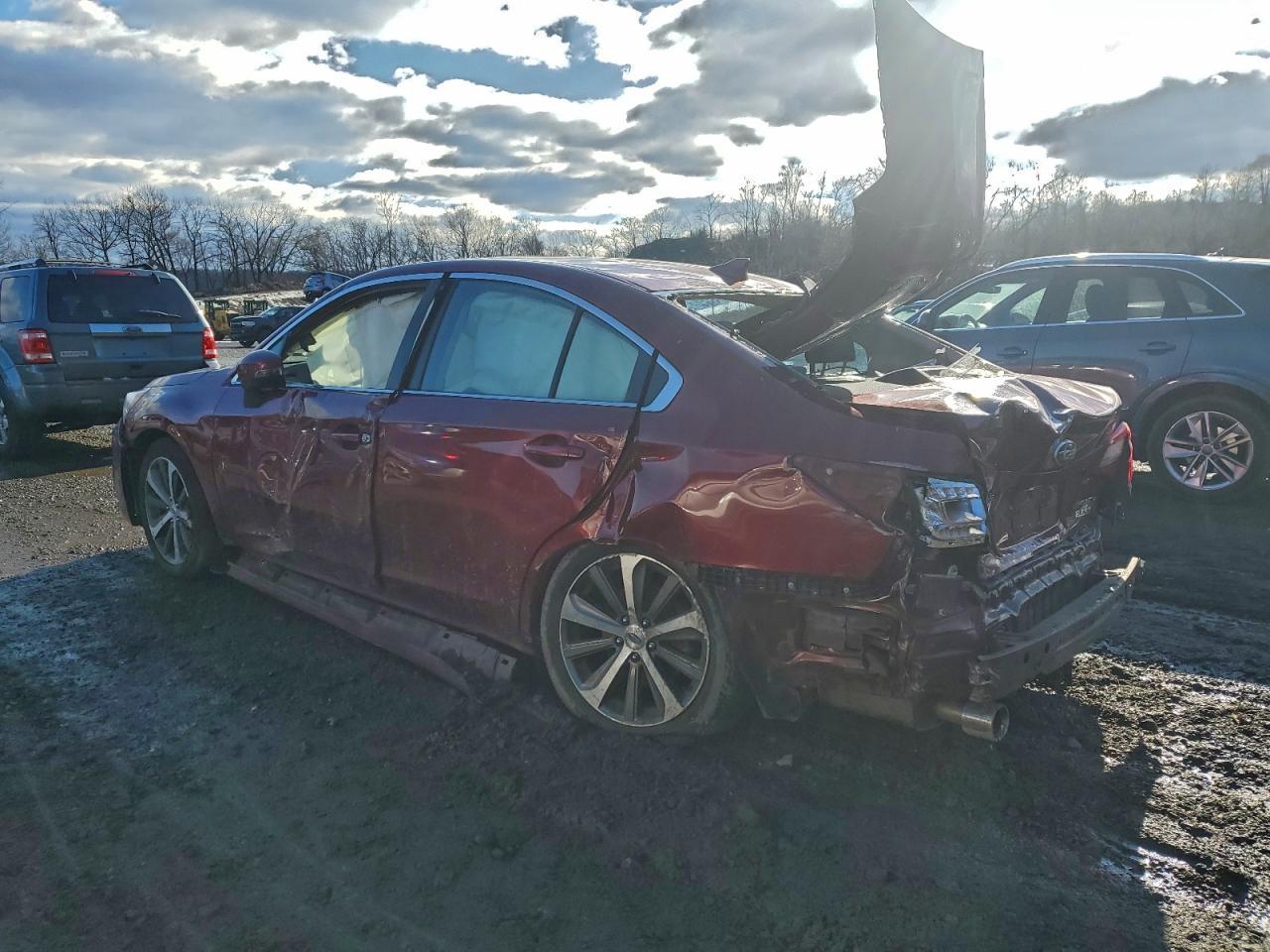 2016 SUBARU Legacy