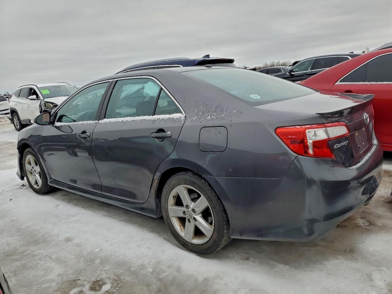 2014 TOYOTA CAMRY