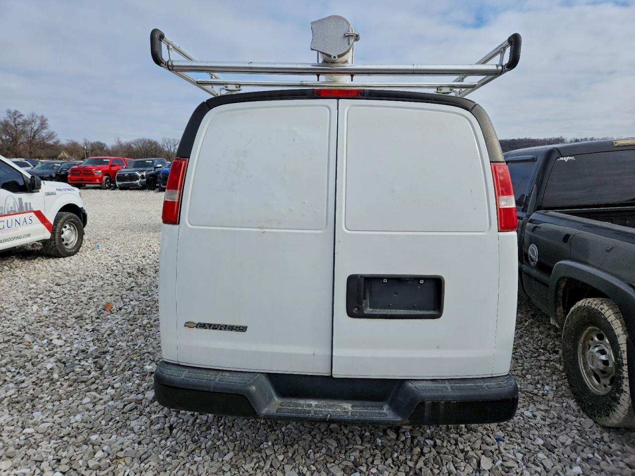 2017 CHEVROLET EXPRESS 2500