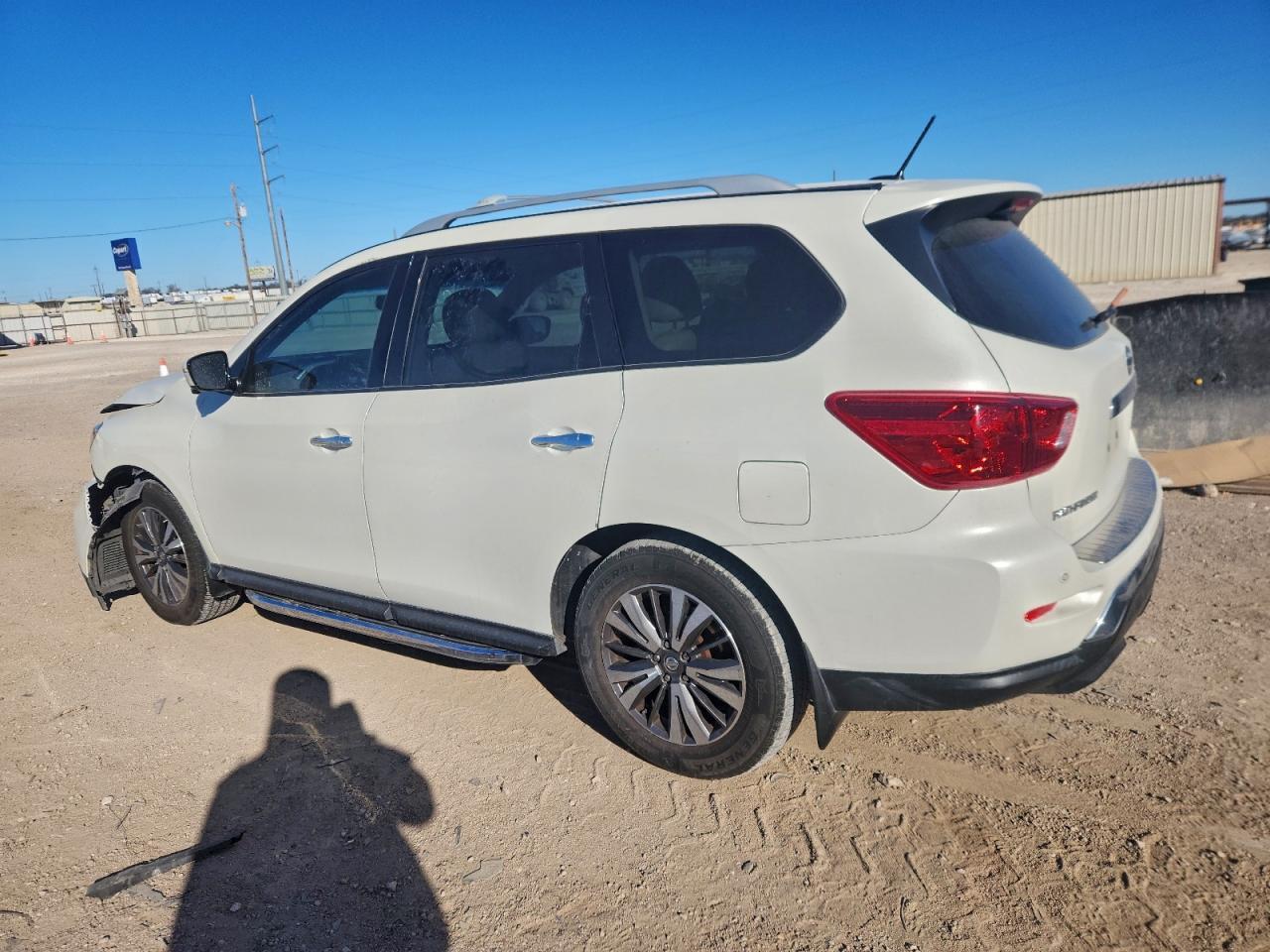 2017 NISSAN PATHFINDER
