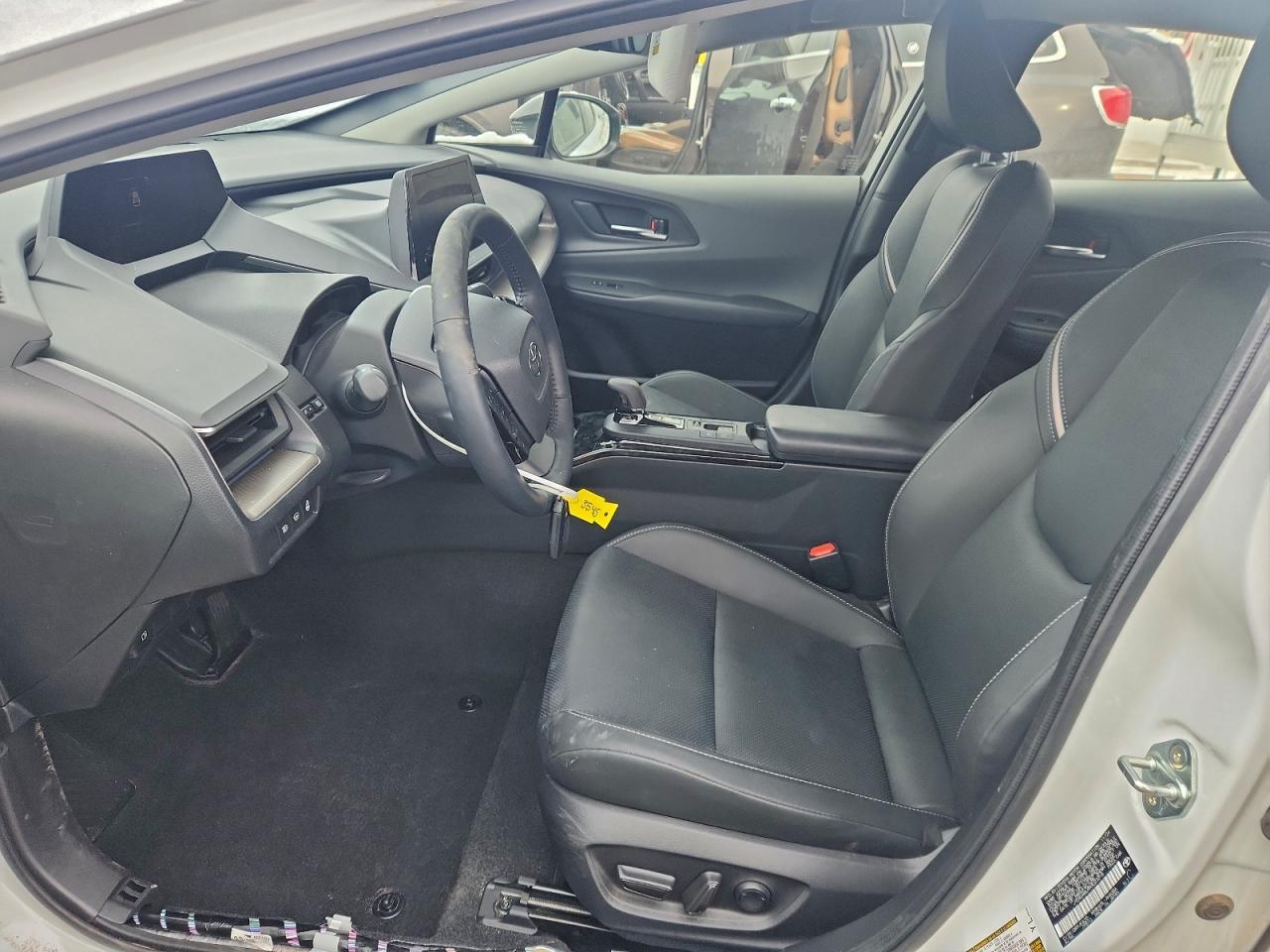 2024 TOYOTA PRIUS