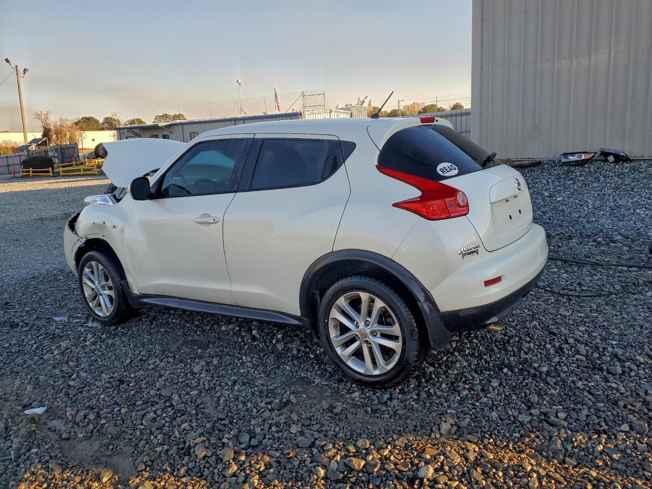 2013 NISSAN Juke