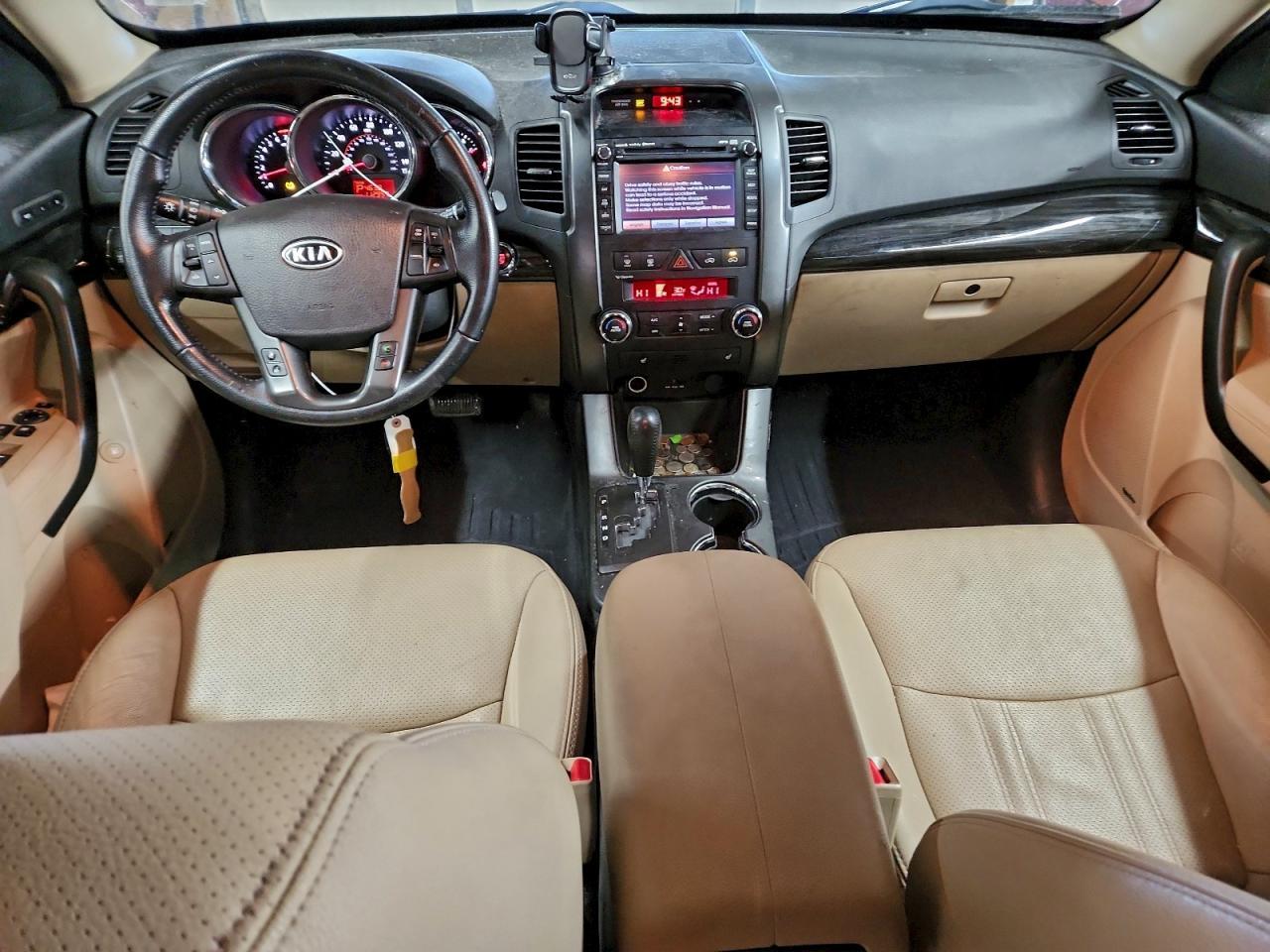 2013 KIA SORENTO