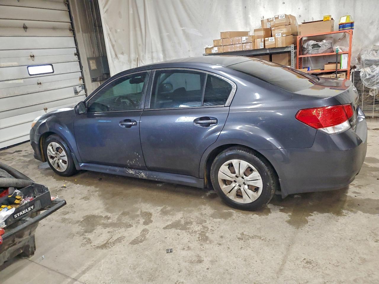 2011 SUBARU Legacy