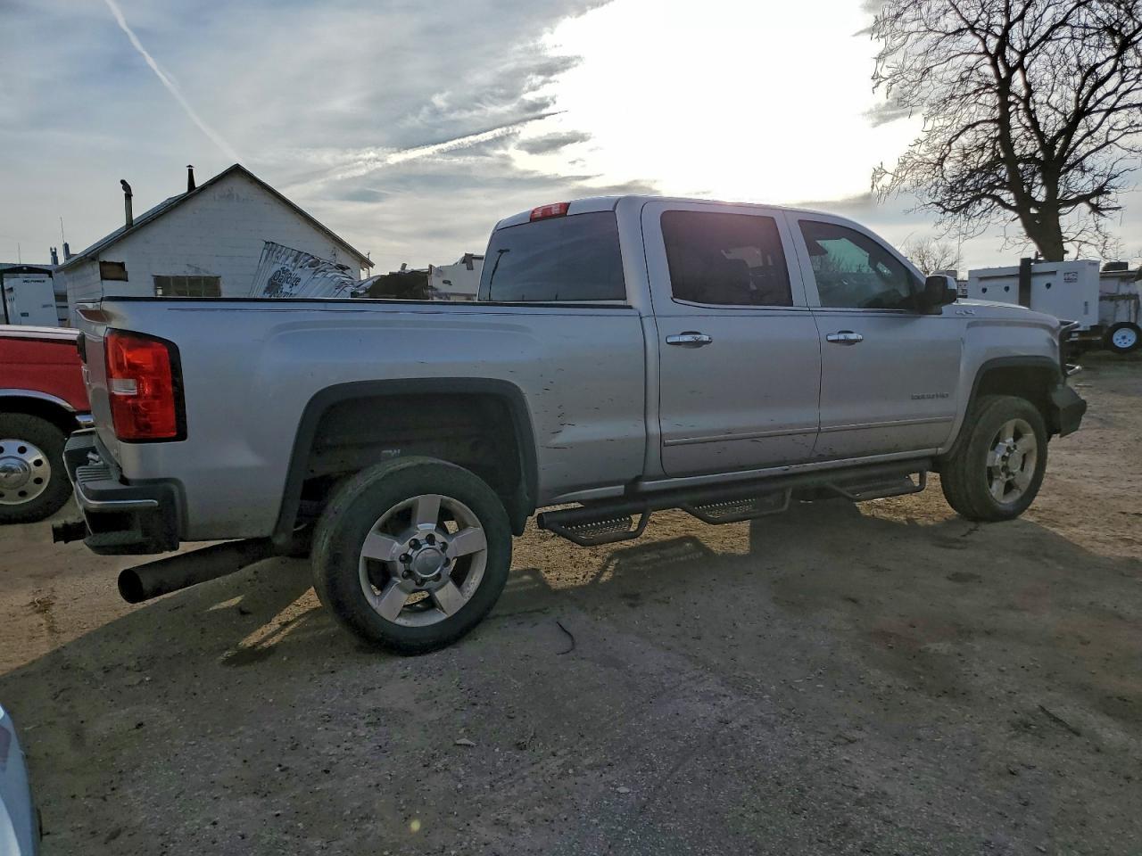 2016 GMC Sierra