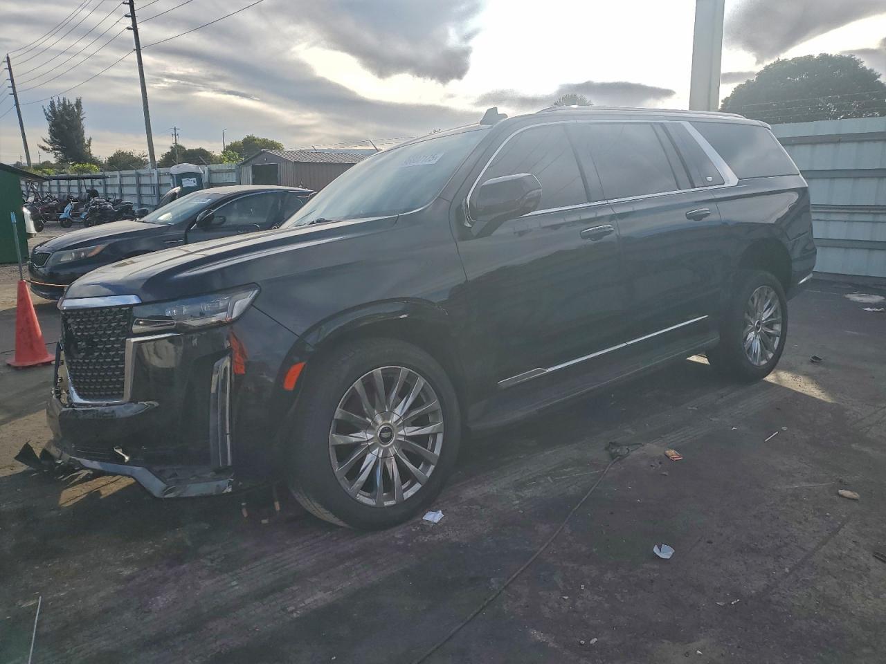 2023 CADILLAC Escalade ESV