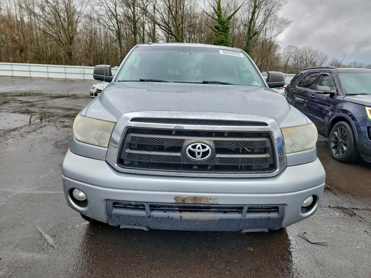2011 TOYOTA TUNDRA