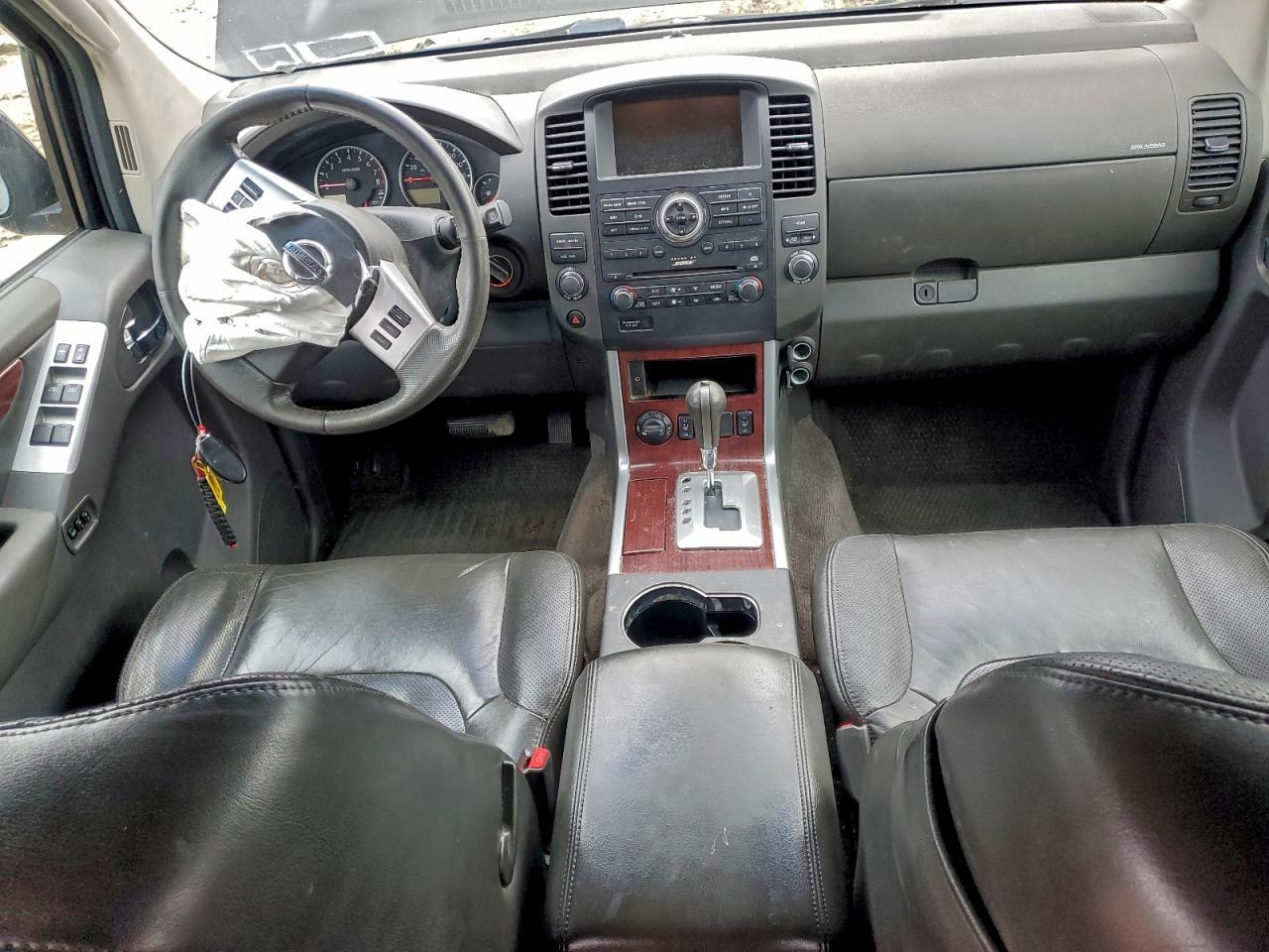 2011 NISSAN PATHFINDER