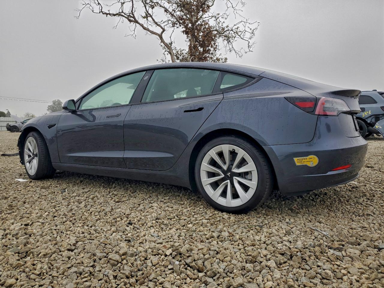 2022 TESLA MODEL 3