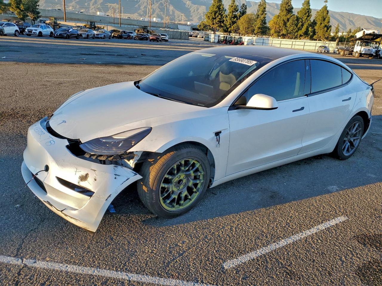 2021 TESLA MODEL 3