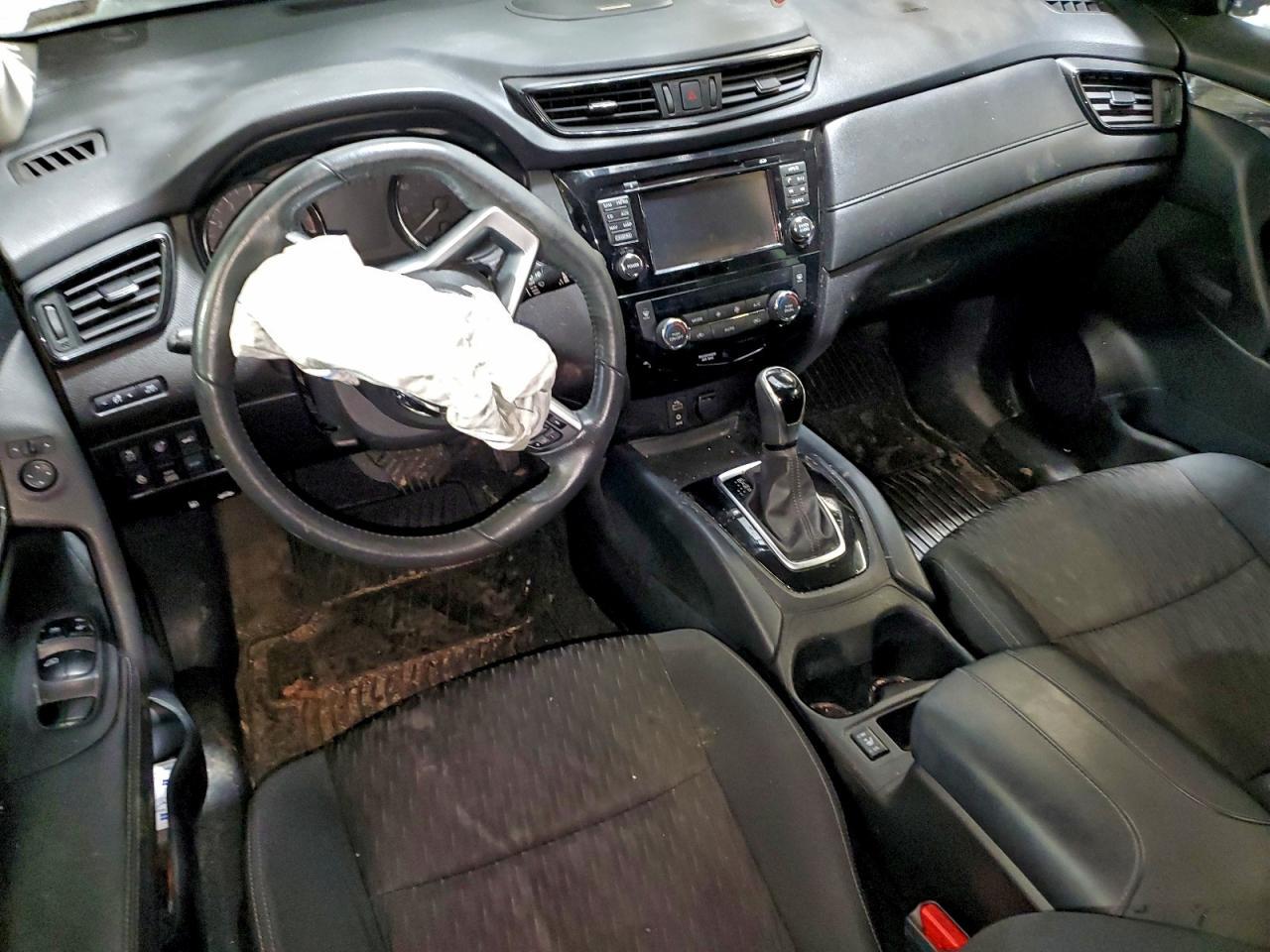 2017 NISSAN ROGUE